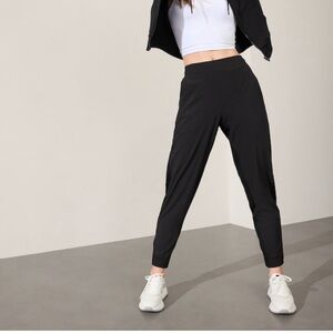 Athleta Brooklyn legacy mid waist  jogger